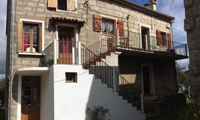 Sainte-Lucie-de-Tallano House | Maison de Village