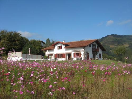 Uhart-Cize House | Maison Laia