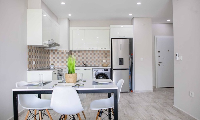 Polana Cimento A Apartment | Maison Moz - Polana Plaza V