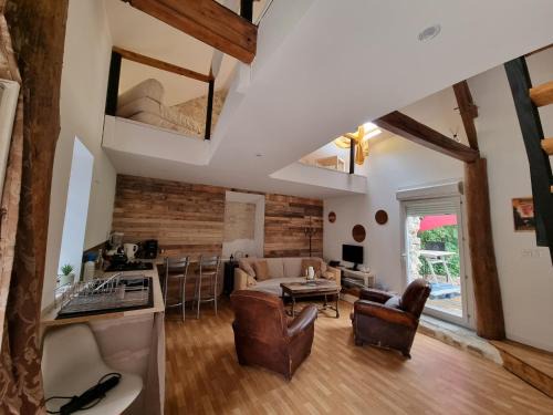 Beaumont-du-Gatinais House | Maison Oscar & Petrus