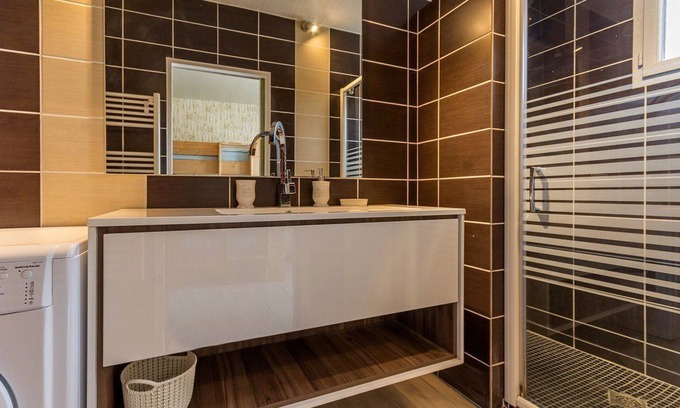 Blain House | Maison Petit Cohignac