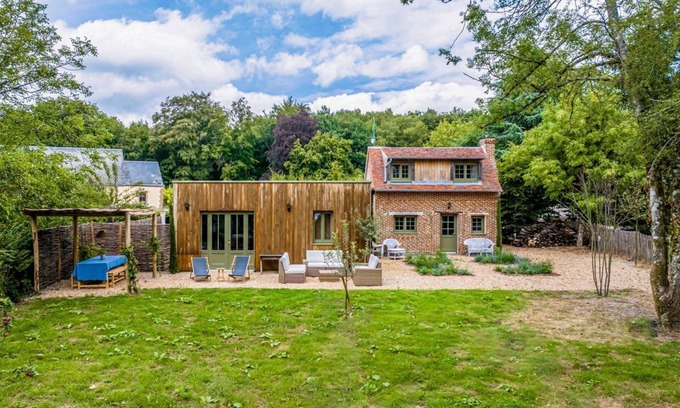 Tourouvre-au-Perche Villa | Maison Sabotiere - Two Bedroom Villa, Sleeps 6