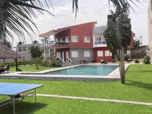 Lome House | Maison Stella Lome