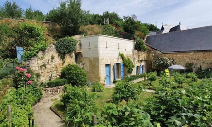 Seuilly House | Maison Troglodyte