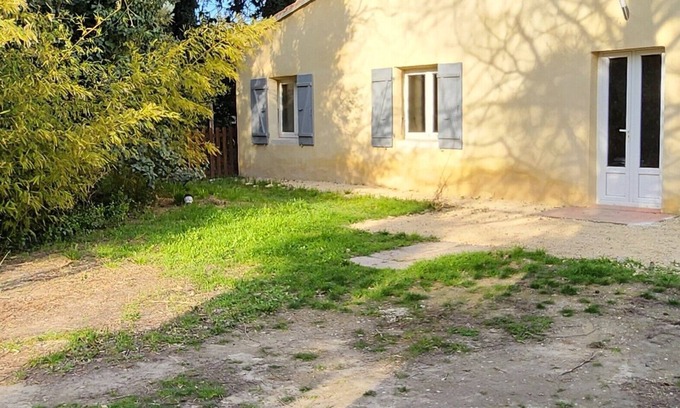 Le Thor House | MAISONETTE PROVENCALE