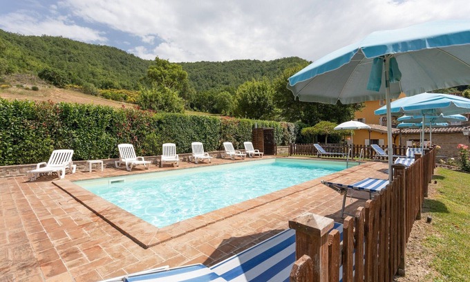 Assisi Villa | Majestic Villa Retreat