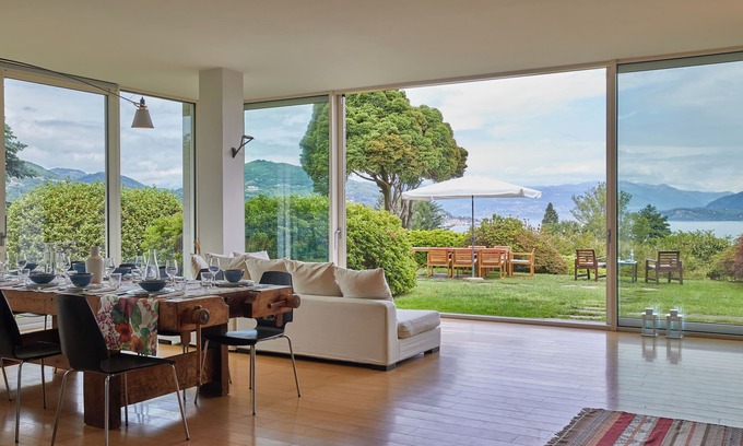 Ranco Villa | MAJOR LAKE VILLA WITH GARDEN & SWIMMING POOL. AMAZING VIEW ON THE LAKE AND ALPS