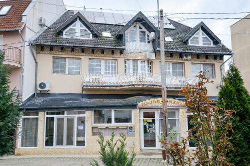 Hajduszoboszlo Bed & Breakfast | Major Panzió és Étterem