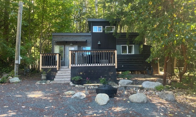 Powell River Cottage | Malaspina Strait Tiny Home