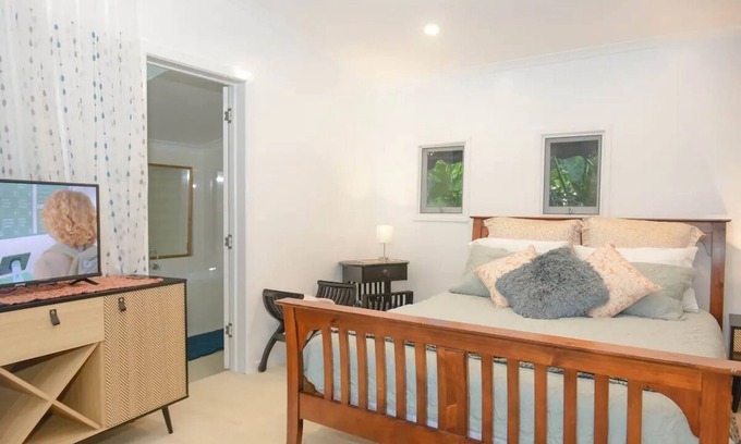 Witta Apartment | Maleny Harmonic Haven Wonderful Getaway Retreat.