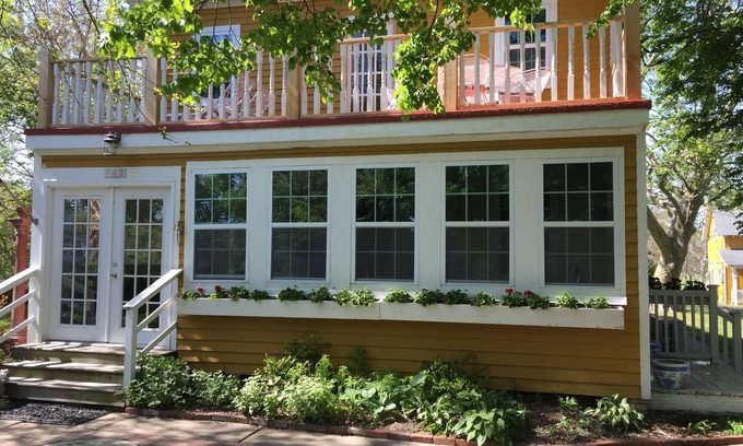 West Cape May Apartment | Malvasia Cottage at Willow Creek Vineyard Unique Pied-A-Terre Getaway