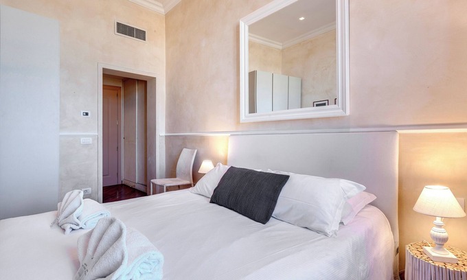 Santa Maria Novella Apartment | Mamo Florence - Novella Apartment