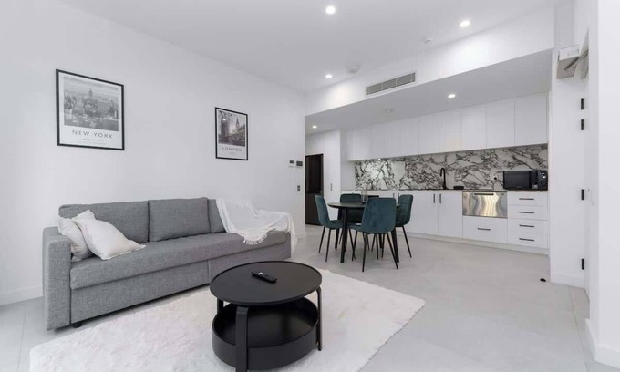 Morley Apartment | Mangini Apartments - 1 Bedroom