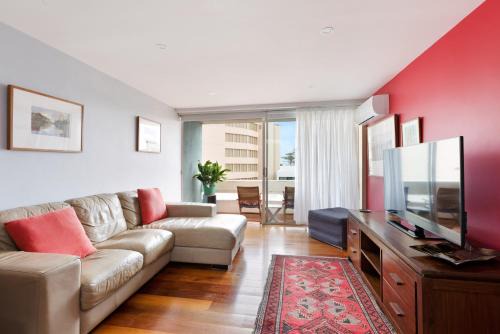 Manly Apartment | manlybeachonline.com713 At The Beach