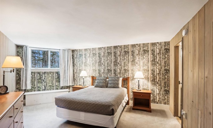 Stowe Area House | Mansfield Gateway House - Classic Ski Home Near the Slopes!