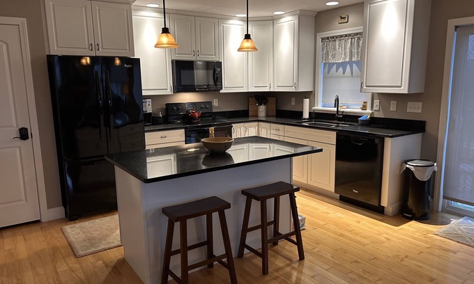 Essex Junction House | Mansfield Manor, the perfect place to relax & enjoy Vermont to the fullest. New!