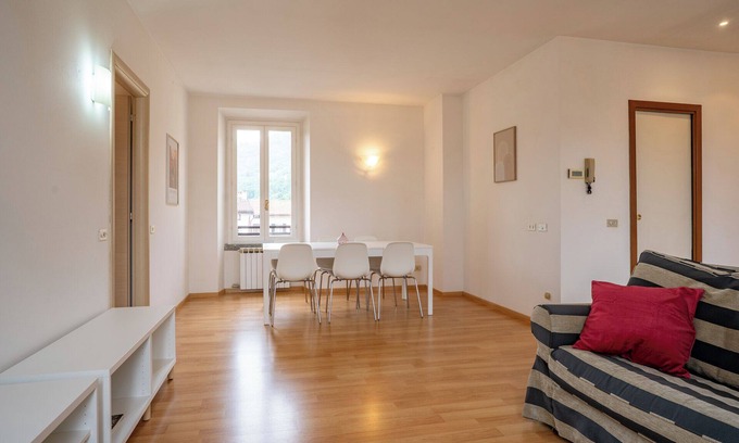 Galbiate Apartment | Manzoni Loft - Two Bedroom Apartment, Sleeps 5