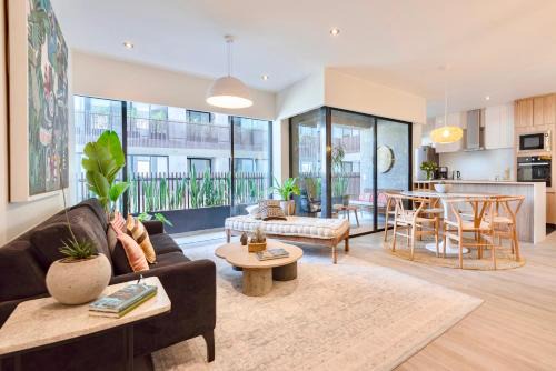 Miraflores Apartment | ✶ Maras Residence ✶ LUXURY Rooftop Pool & Grill