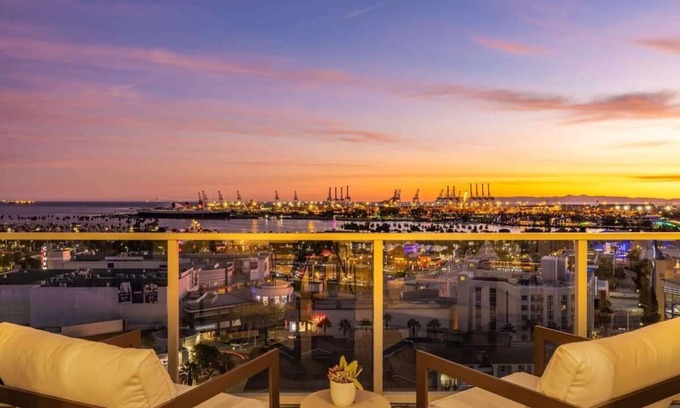 Waterfront Condo | @ Marbella Lane - Aesthetic 2BR w/Ocean views