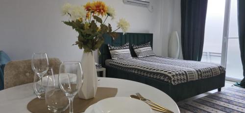Sector 3 Apartment | Marble Studio
