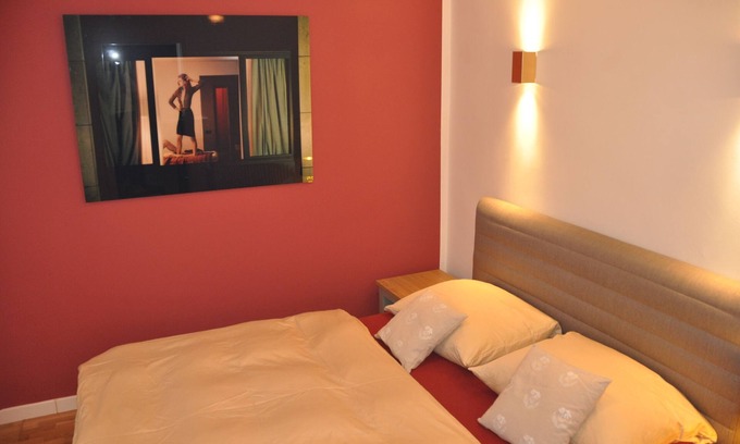 Marburg Apartment | Marburg - 2-room APARTMENT in the GREEN, GARDEN, TERRACE, QUIET, GREAT PANORAMIC VIEW!