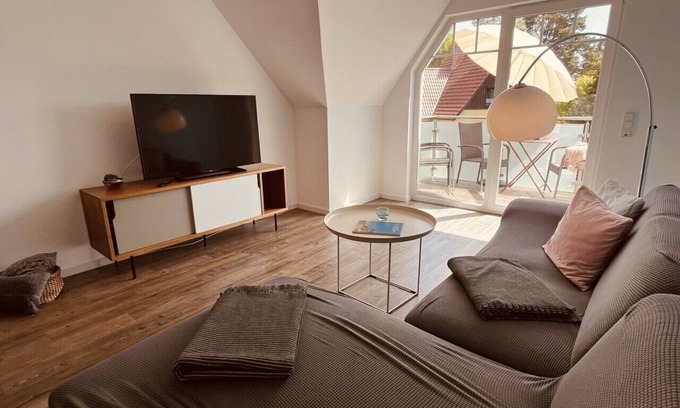 Born auf dem Darss Apartment | Marie - balcony, dogs allowed, Baltic Sea 6km away, WLAN, close to the Bodden, bicycle shed