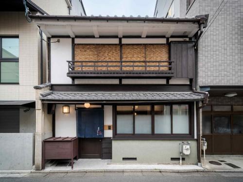Karasuma House | Marikoji Machiya House