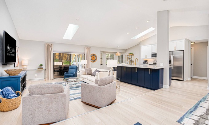 Oceanside Village House | Marilyn House - Fully Renovated Beach-Side Home