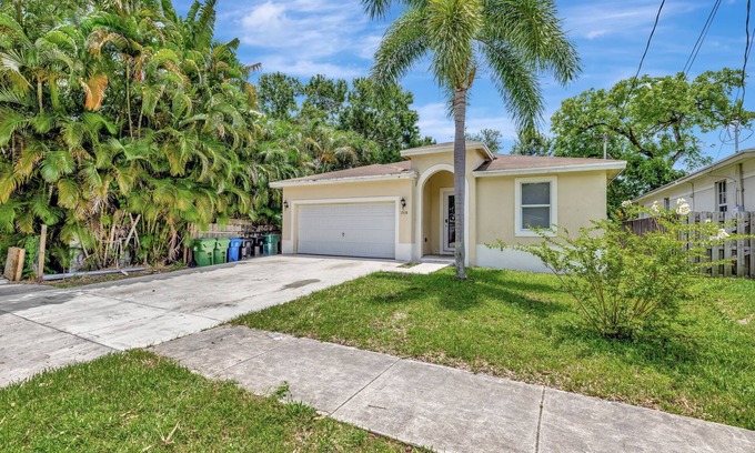 River Oaks House | Marina Casa – Beautiful 4BR/2BA Fort Lauderdale Private Home