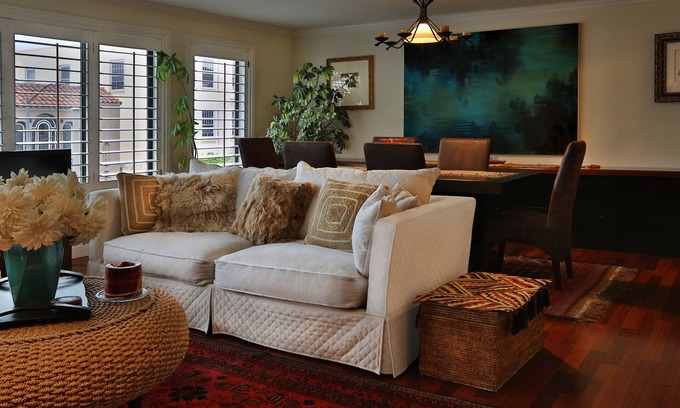 Marina District Condo | "Marina Designer Showplace Home" 1 min away from "Beach" & "Palace of Fine Arts"