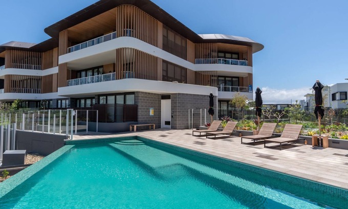 Shell Cove House | Marina Getaway ~ Satisfying ocean view with the sea breeze!