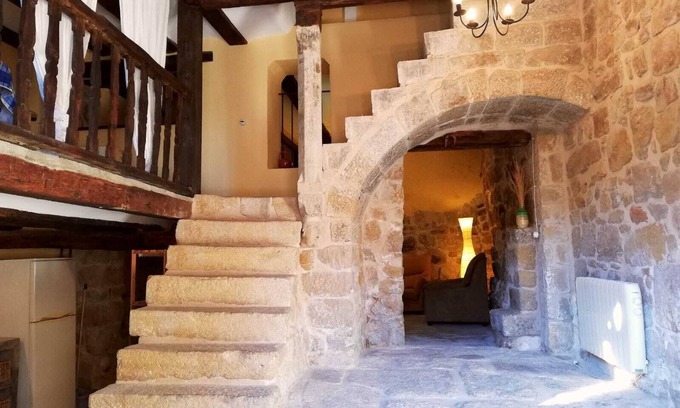Valderrobres Cottage | Marina House for 4 people