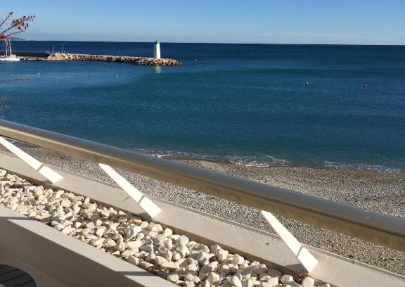 Villeneuve Loubet Beach Apartment | Marina Riviera Sea View and Beach