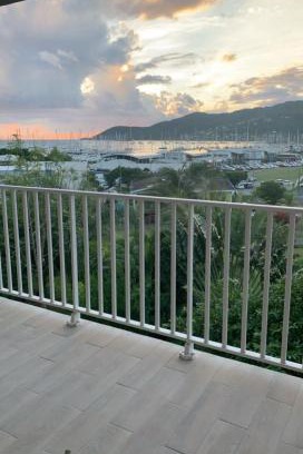 Le Marin Apartment | Marina sunrise