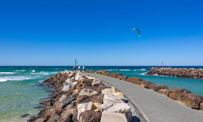 Kingscliff House | Marine Beach House @ 252