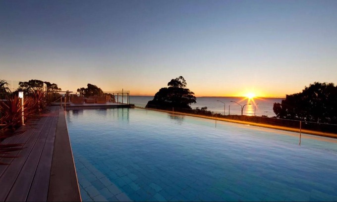 Redcliffe Apartment | Marine Marvel 99 - Waterfront overlooking Moreton Bay