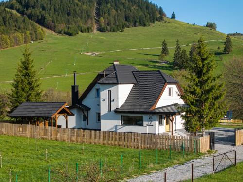 Izvoru Muresului Villa | Mariska Villa