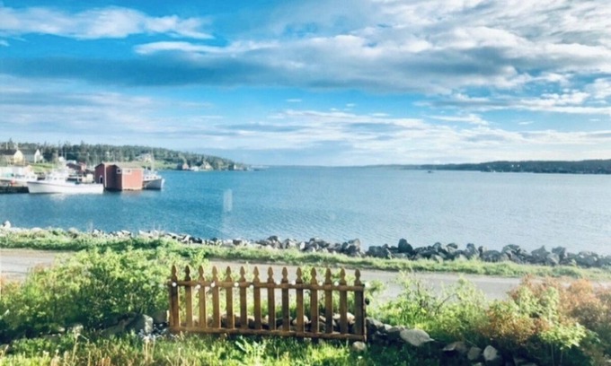 Louisbourg House | Maritimee in the Maritimes nLouisburg N.S.