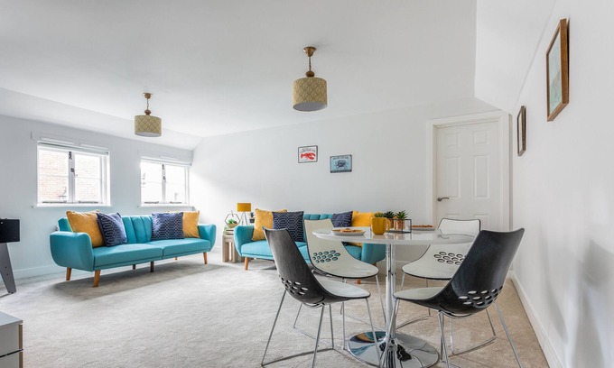 Heybridge Apartment | Market Apartment by Creative Stays