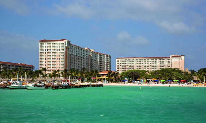 Palm Beach Resort | Marriott's Aruba Surf Club 1 Bedroom, 1 Bathroom