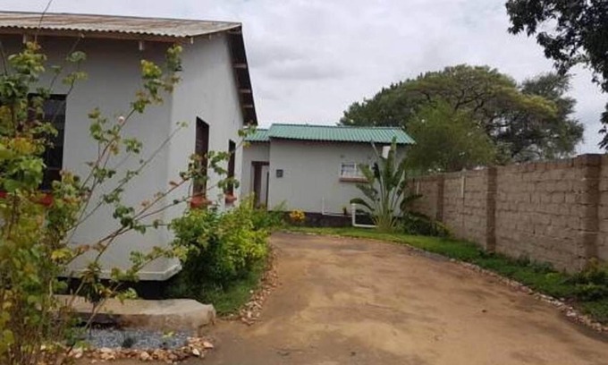 Kalomo House | Marsy Lodge
