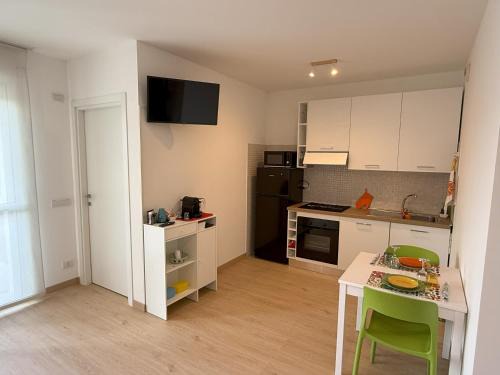 Vimodrone Apartment | MarteNik Apartment, vicino San Raffaele e Milano