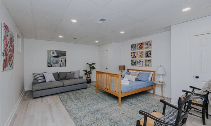 Greensboro Apartment | Marys Gatehouse Apartment