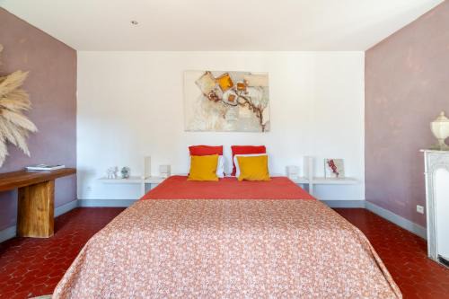 Cabannes Bed & Breakfast | Mas carita