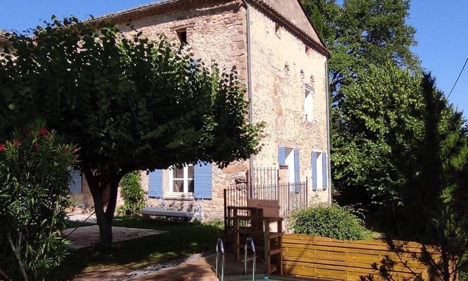 Entrechaux Other | Mas contadin in Provence between vineyards and olive groves