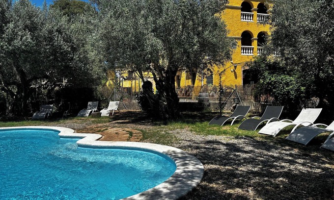 Olesa de Bonesvalls Cottage | Masia Rural El Maset del Garraf