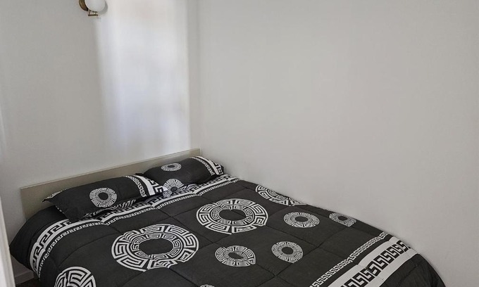 1st Arrondissement Apartment | Massilia New'z appart 02