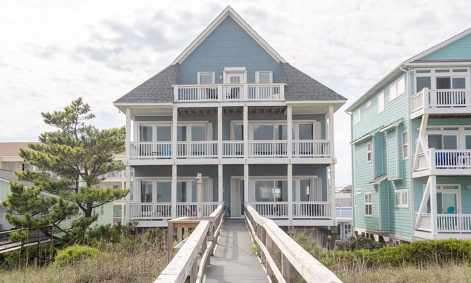 Wilmington Beach House | MASSIVE oceanfront home perfect for families!