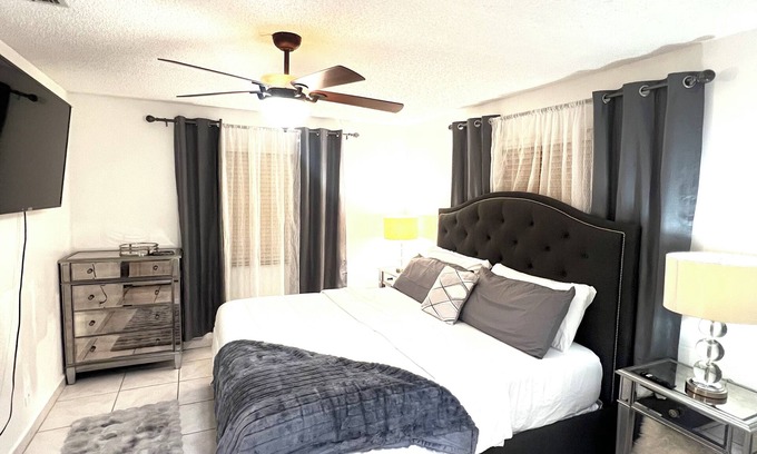 Margate House | Master Bedroom suite - Perfect for a getaway. Near CHASE Stadium