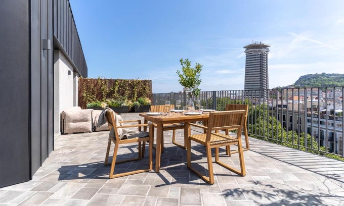 Gothic Quarter Apartment | master La Rambla